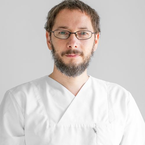 PD Dr. med. univ. Gregor Hron Facharzt für Gastroenterologie, Innere Medizin und Transfusionsmedizin Zusatzbezeichnung Notfallmedizin