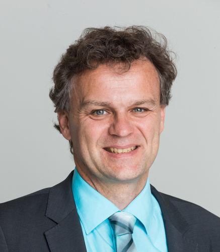 Neuer Geschäftsführer für die Schule für Pflegeberufe Schweinfurt/Haßfurt