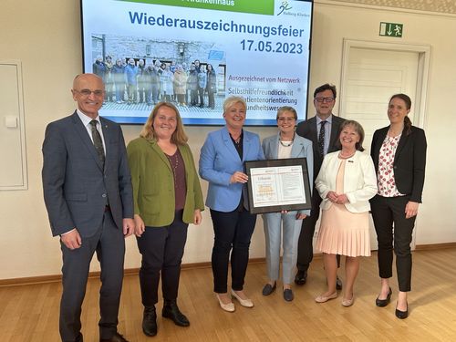 Haßberg-Kliniken erneut für Selbsthilfefreundlichkeit ausgezeichnet