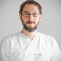 PD Dr. med. univ. Gregor Hron Facharzt für Gastroenterologie, Innere Medizin und Transfusionsmedizin Zusatzbezeichnung Notfallmedizin
